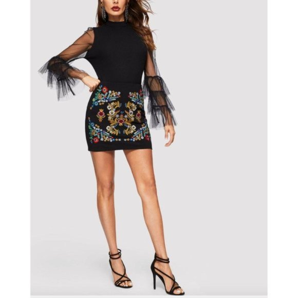 Boho Embroidered High-Rise Mini Skirt - Picture 4 of 6